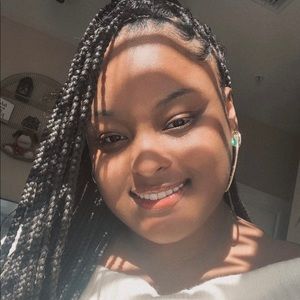 Meet your Posher, Skylah